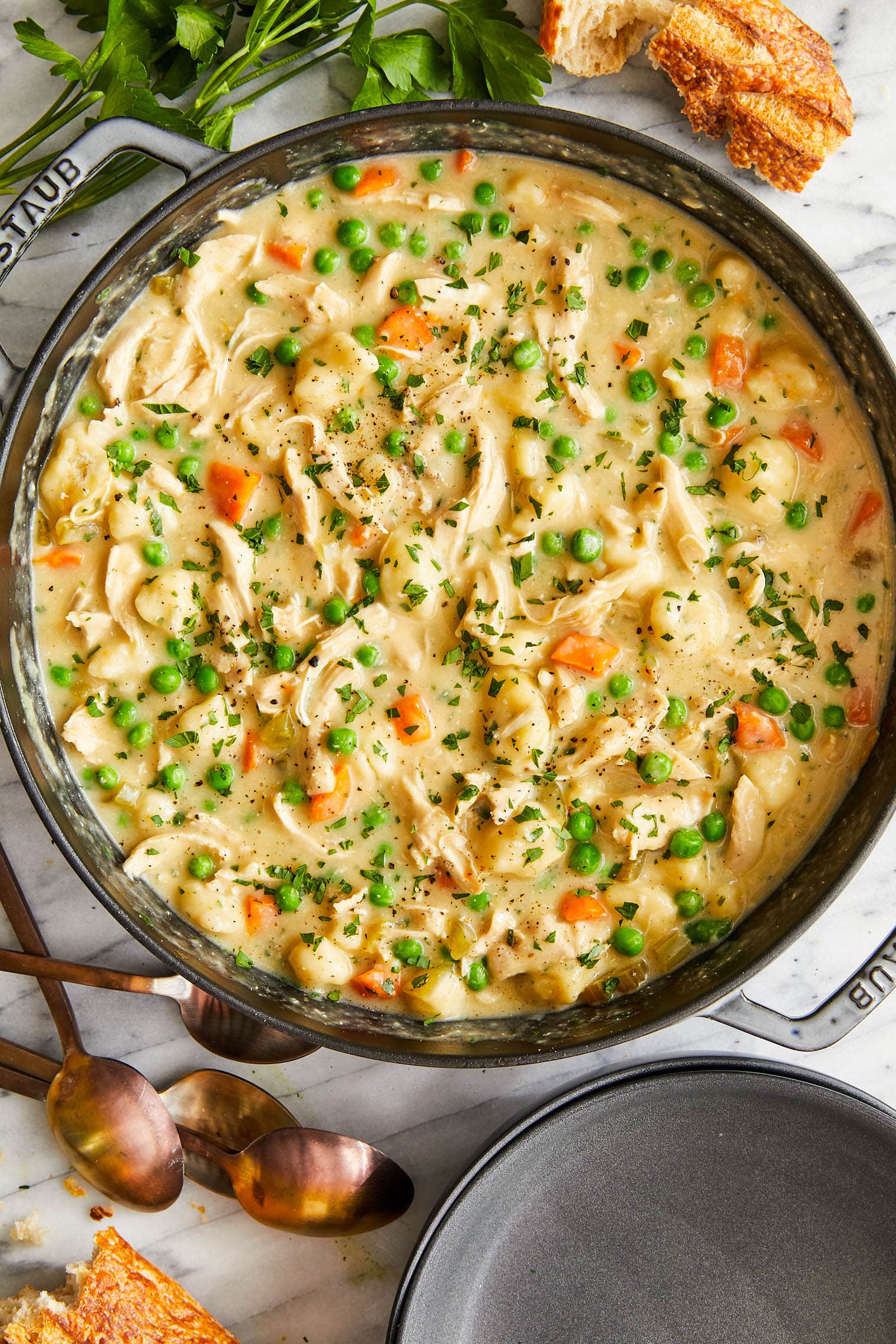 Chicken and Dumplings – Damn Delicious