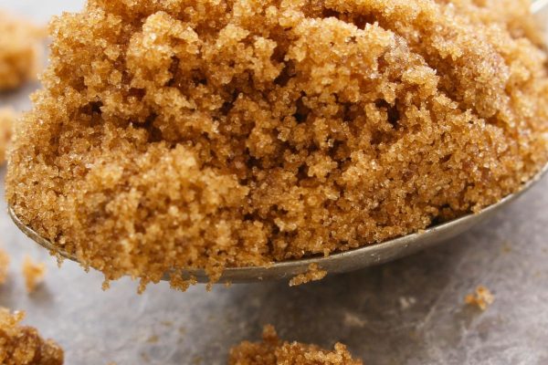 HOW TO MAKE YOUR OWN BROWN SUGAR SUBSTITUTE